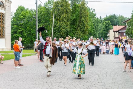 Korowód 56.Tygodnia Kultury Beskidzkie